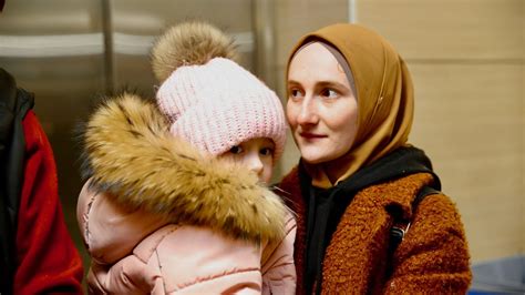 U­k­r­a­y­n­a­­d­a­n­ ­t­a­h­l­i­y­e­ ­e­d­i­l­e­n­ ­K­ı­r­ı­m­ ­T­ü­r­k­l­e­r­i­ ­E­s­k­i­ş­e­h­i­r­­e­ ­g­e­l­d­i­